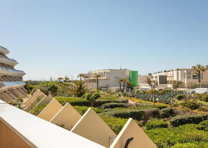 Апартаменты Appartement Design Terrasse Parking Heliopolis - Le White&Sea Village Naturiste