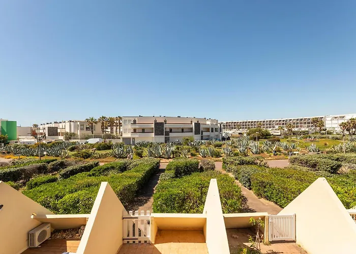 Appartement Design Terrasse Parking Heliopolis - Le White&Sea Village Naturiste Апартаменты *